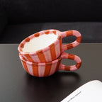 1Pc 220ml Checkerboard Ceramic Mug, Pink Striped High-Value Niche Ceramic Coffee Cup, Suitable for Breakfast Latte, Daily Household Drinking Cup, Party Decoration Cup, Afternoon Tea Coffee, Gift Giving