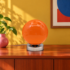 Luminária de Mesa Murano em ambiente colorido - foto 4